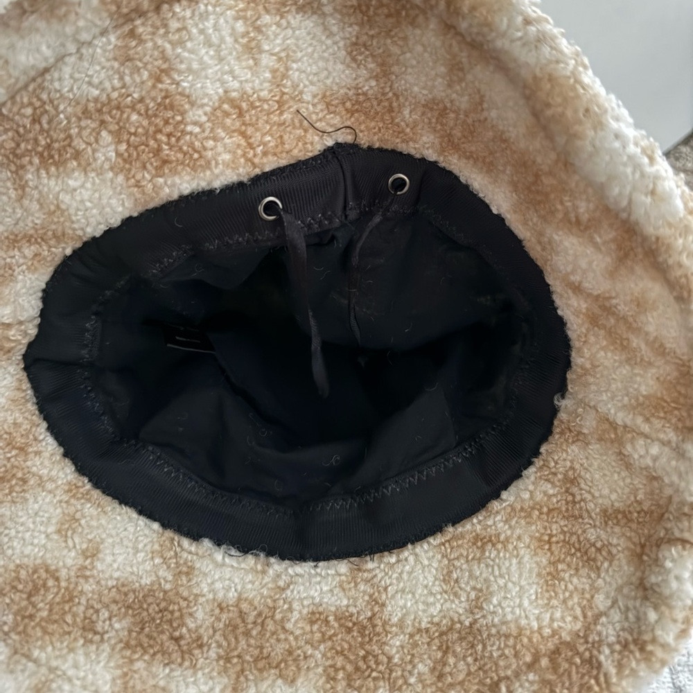 Bucket hat - Picture 3 of 6
